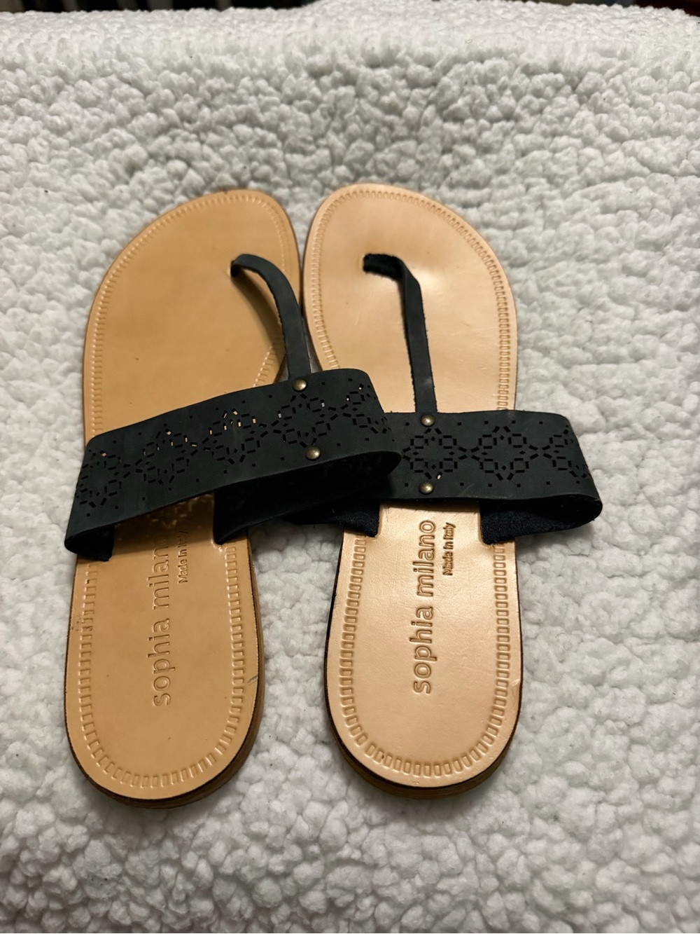 Sophia Milano Black Laser-Cut Leather Toe-Loop Sandals